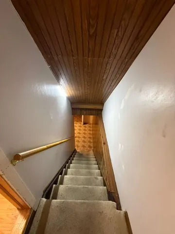 $2,575 | 1410 Whispering Springs Circle, Palatine, IL 60074