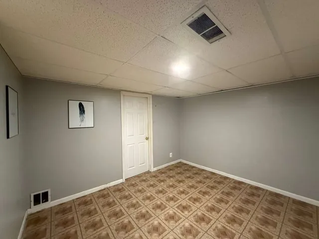 $2,575 | 1410 Whispering Springs Circle, Palatine, IL 60074