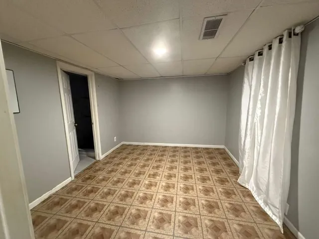 $2,575 | 1410 Whispering Springs Circle, Palatine, IL 60074