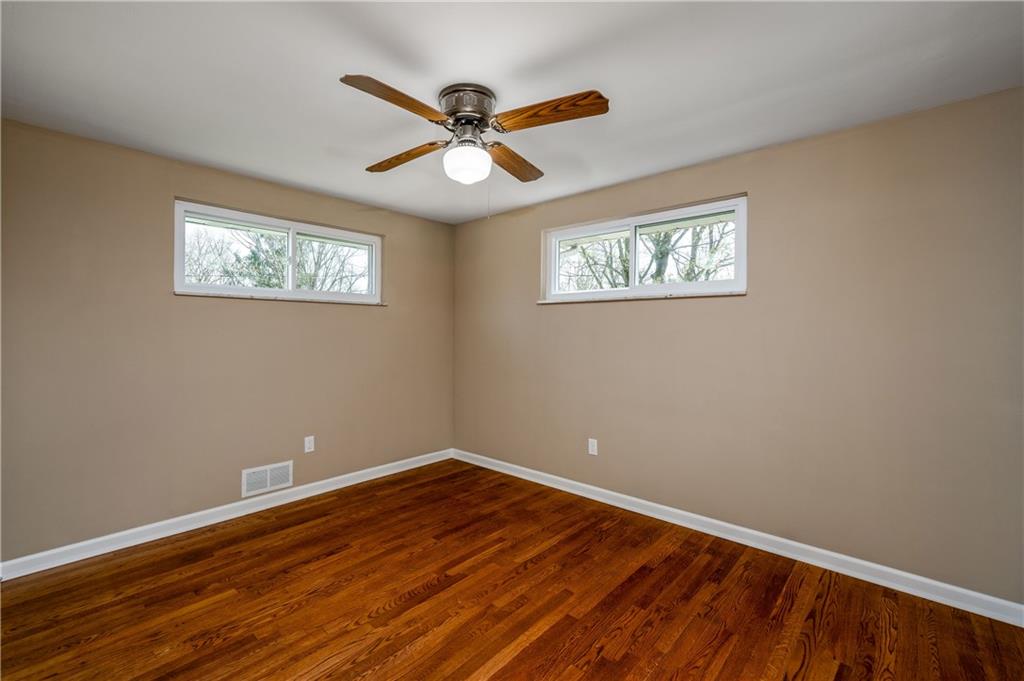 2448 Oakhill Road Gibsonia, PA 15044 - Photo 12 of 27 Gallery Image 12