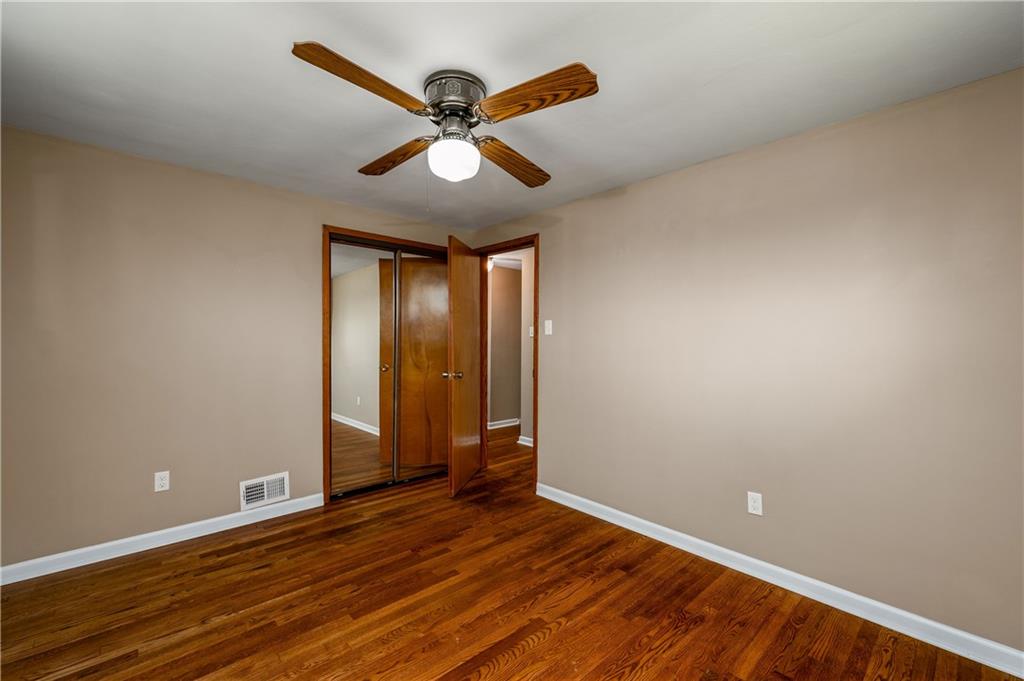 2448 Oakhill Road Gibsonia, PA 15044 - Photo 13 of 27 Gallery Image 13