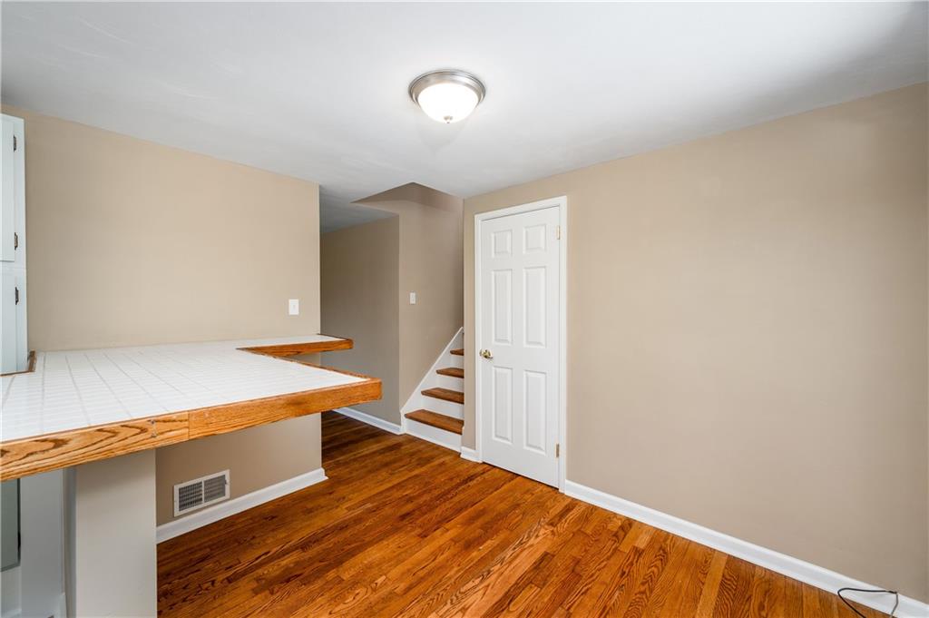2448 Oakhill Road Gibsonia, PA 15044 - Photo 10 of 27 Gallery Image 10