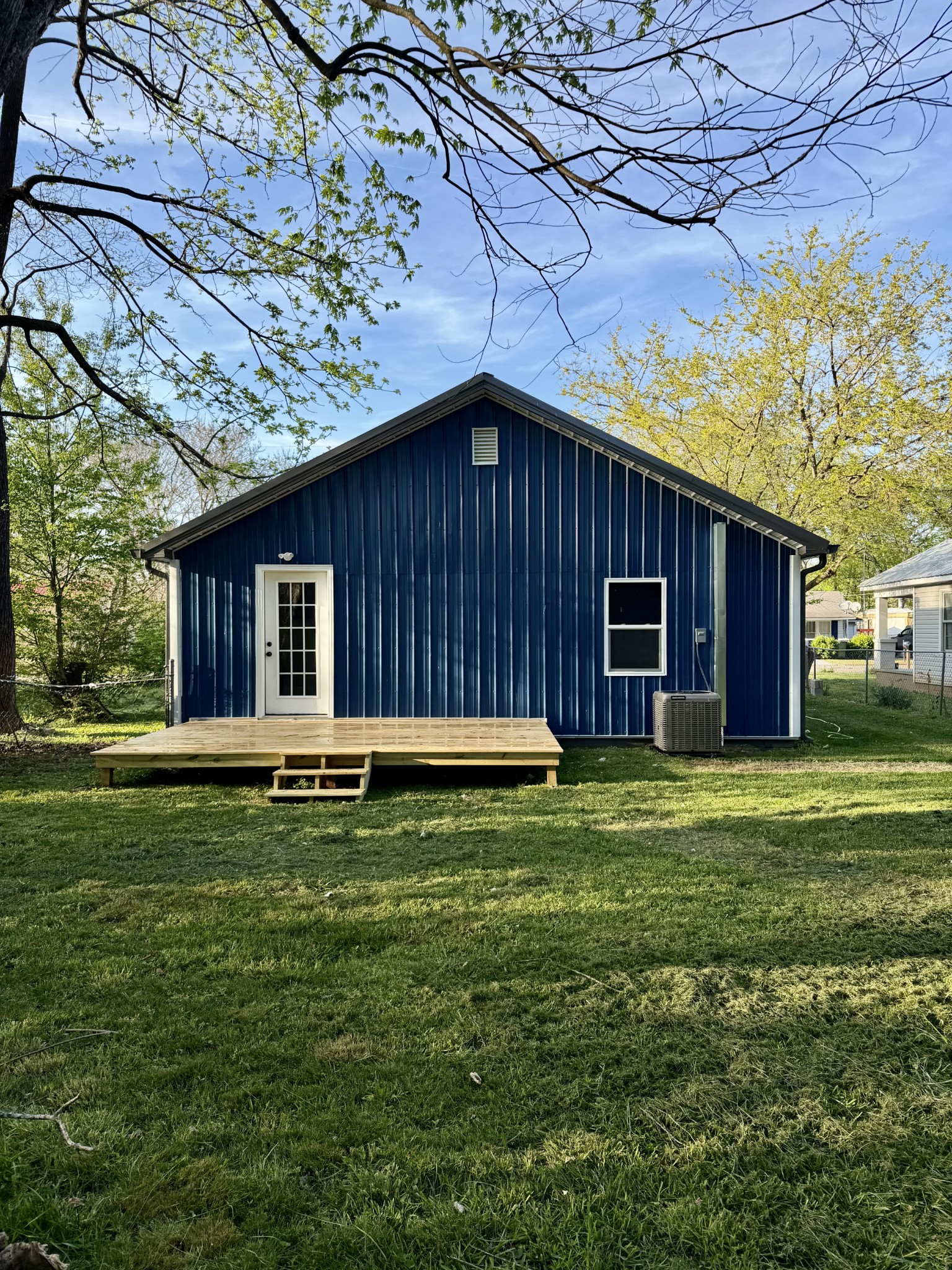 509 3rd Street Lawrenceburg, TN 38464 - Photo 3 of 18