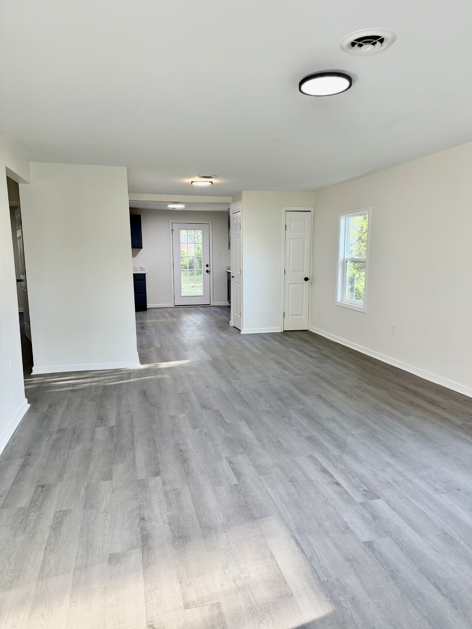 509 3rd Street Lawrenceburg, TN 38464 - Photo 6 of 18