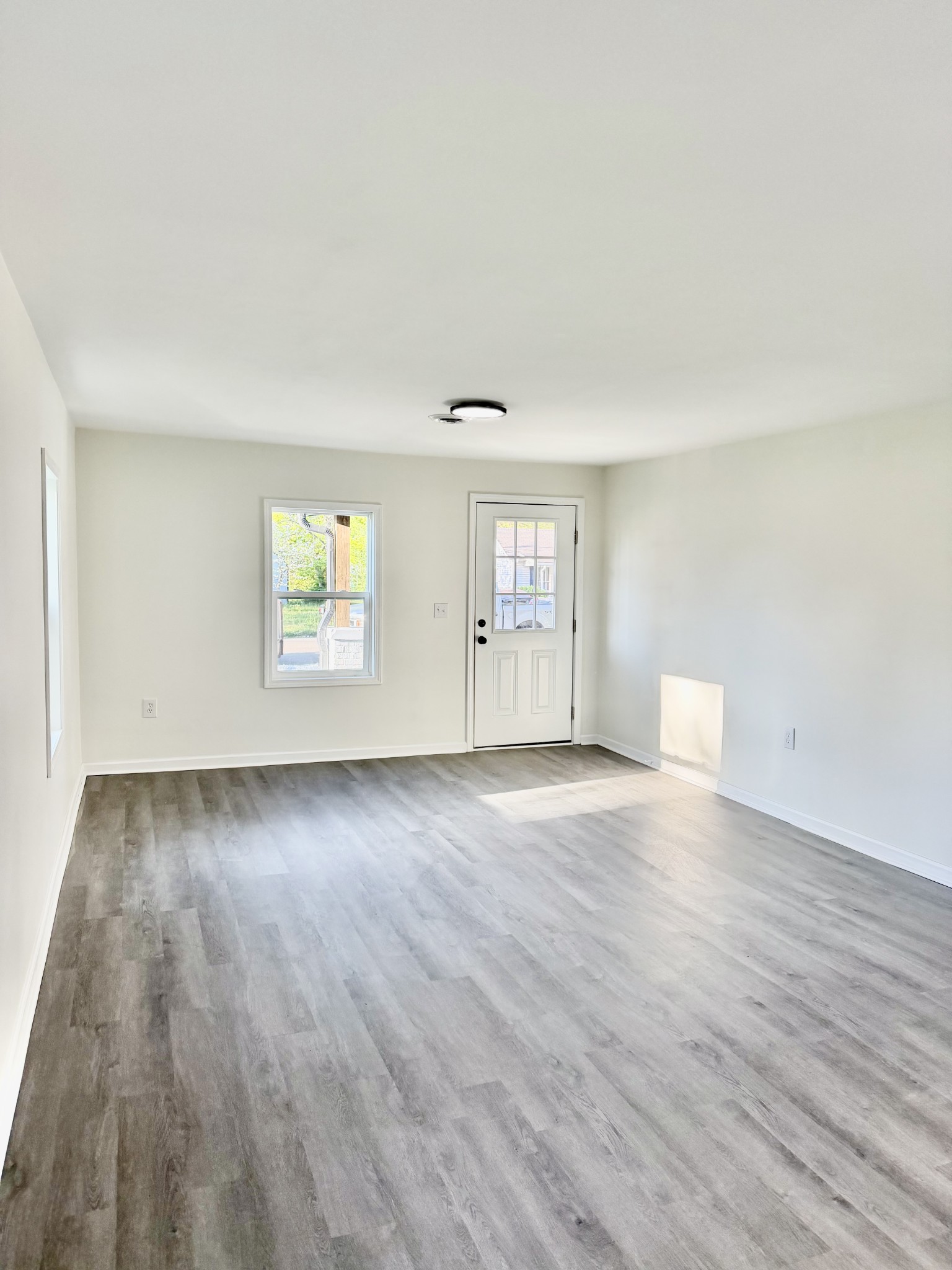 509 3rd Street Lawrenceburg, TN 38464 - Photo 8 of 18