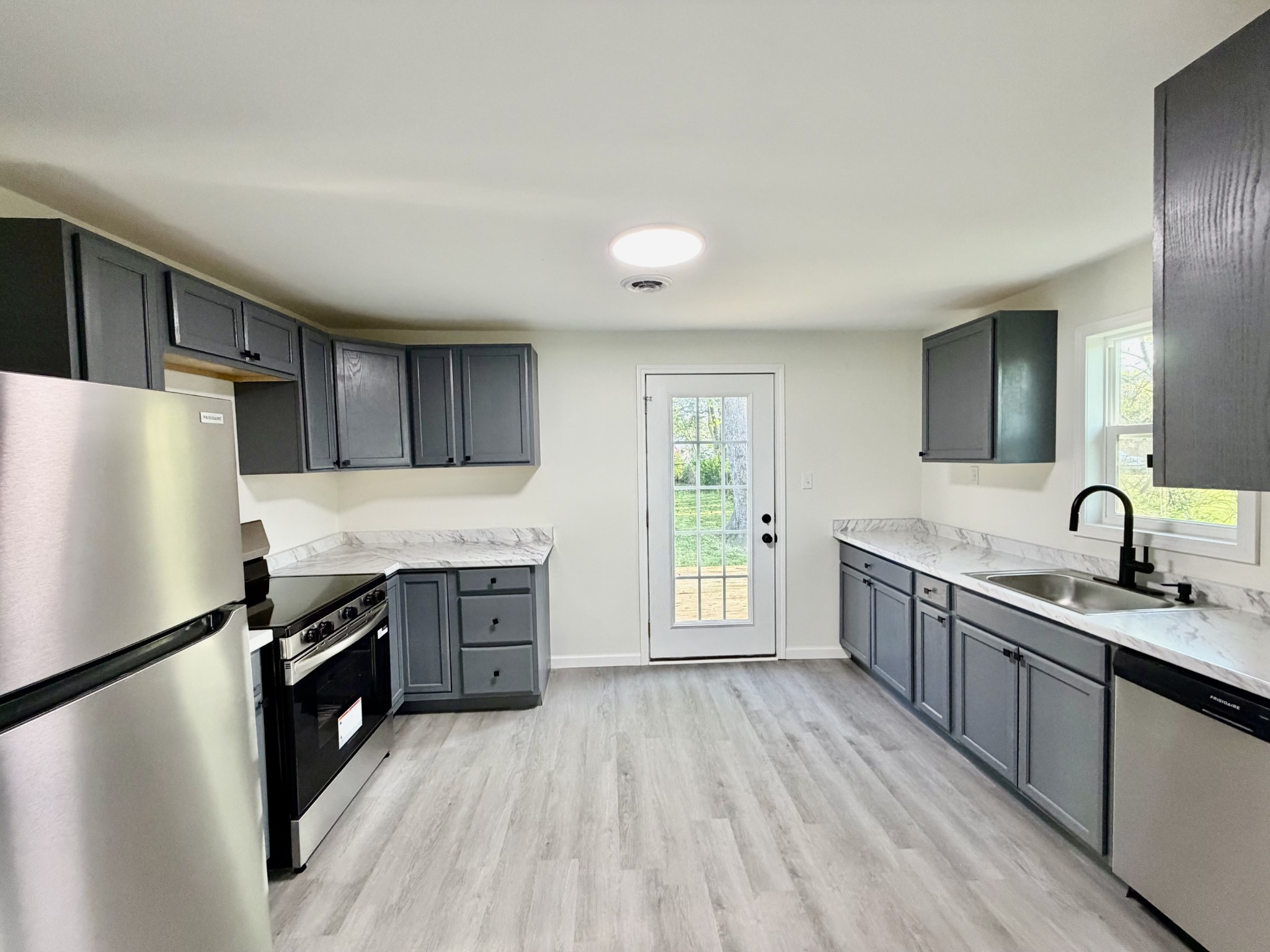 509 3rd Street Lawrenceburg, TN 38464 - Photo 9 of 18