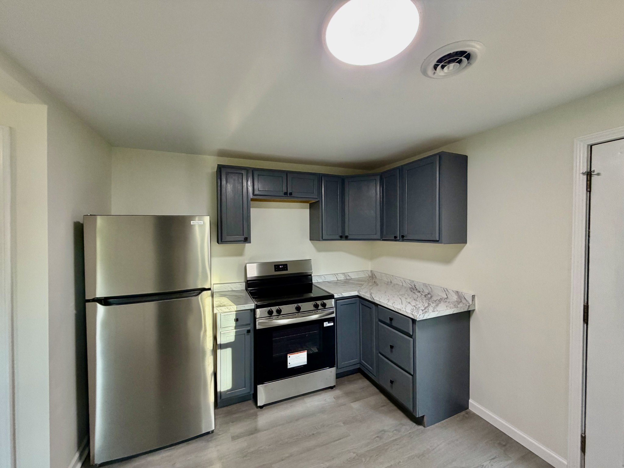 509 3rd Street Lawrenceburg, TN 38464 - Photo 10 of 18