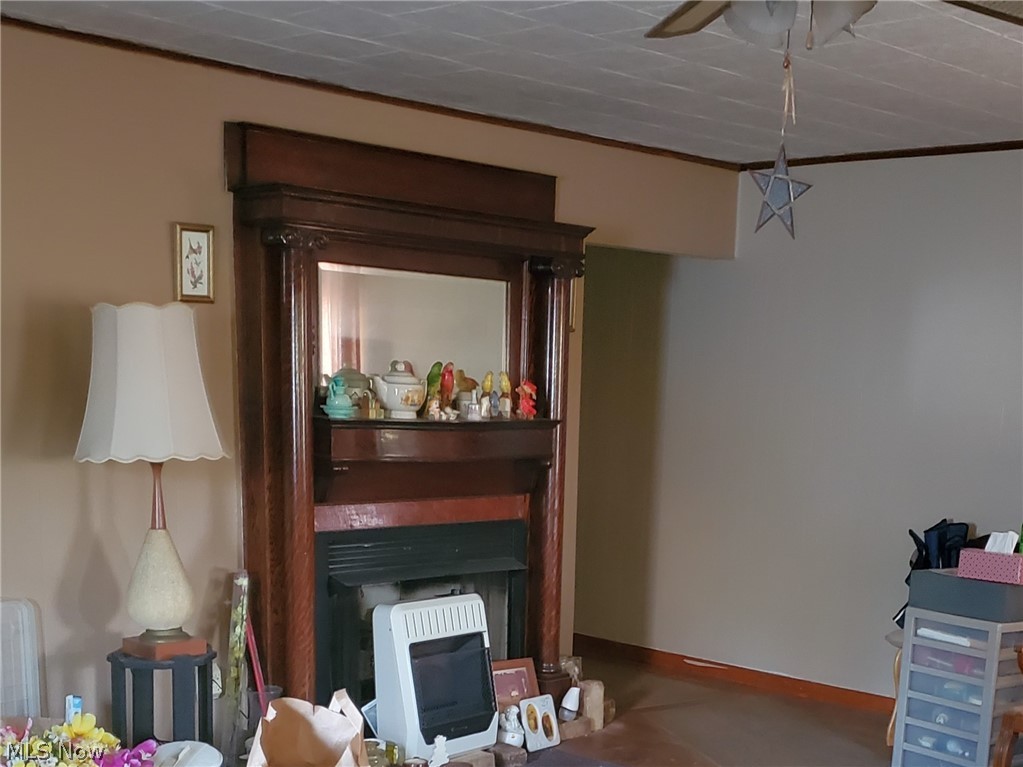 39995 Pleasant Ridge Road Graysville, OH 45734 - Photo 10 of 18 Fireplace in family room is currently not functional.