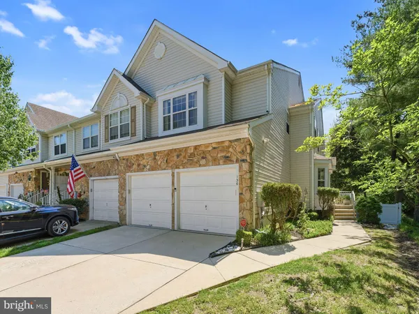 $499,000 | 136 Buckingham Way, Mount Laurel, NJ 08054