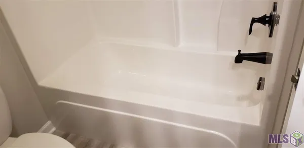 $1,675 | 23388 Ruger Drive, Denham Springs, LA 70726