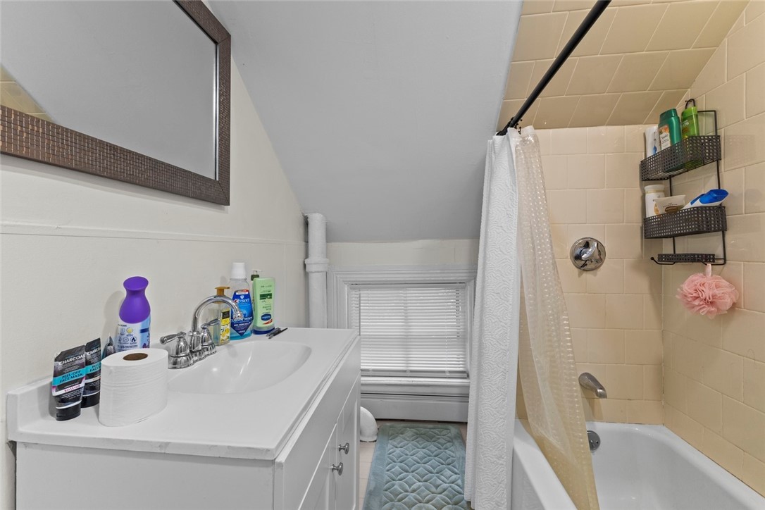 533 Weeden Street Pawtucket, RI 02860 - Photo 13 of 20