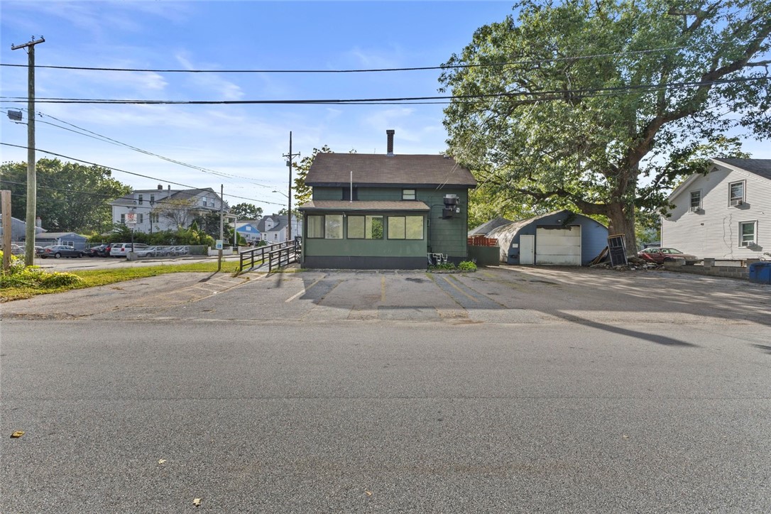 533 Weeden Street Pawtucket, RI 02860 - Photo 17 of 20