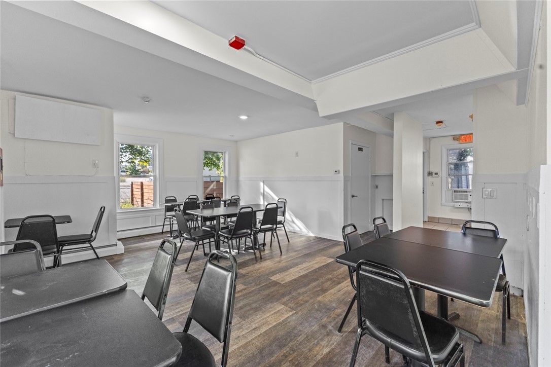 533 Weeden Street Pawtucket, RI 02860 - Photo 4 of 20