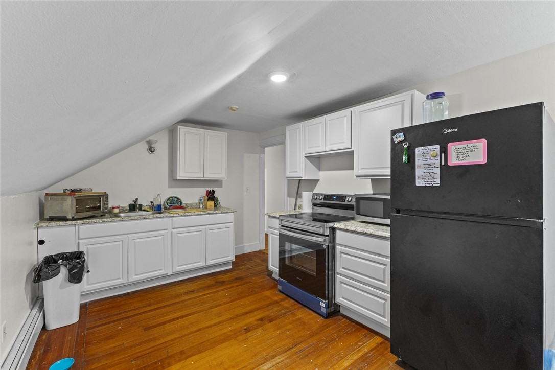 533 Weeden Street Pawtucket, RI 02860 - Photo 10 of 20