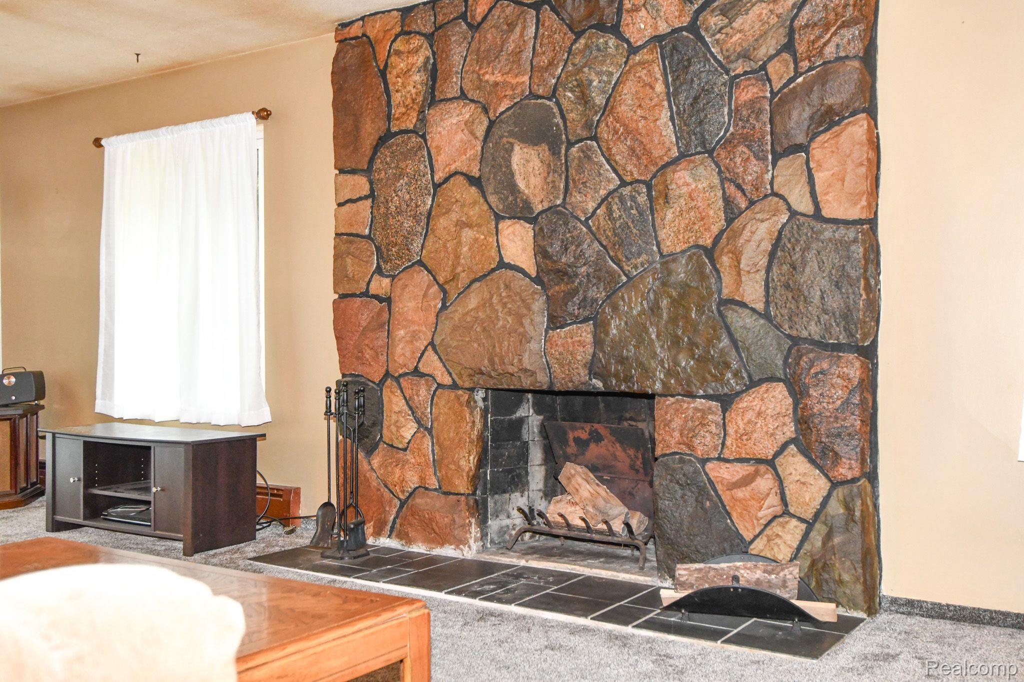 1907 Kent Road Ortonville, MI 48462 - Photo 6 of 50 Gallery Image 6