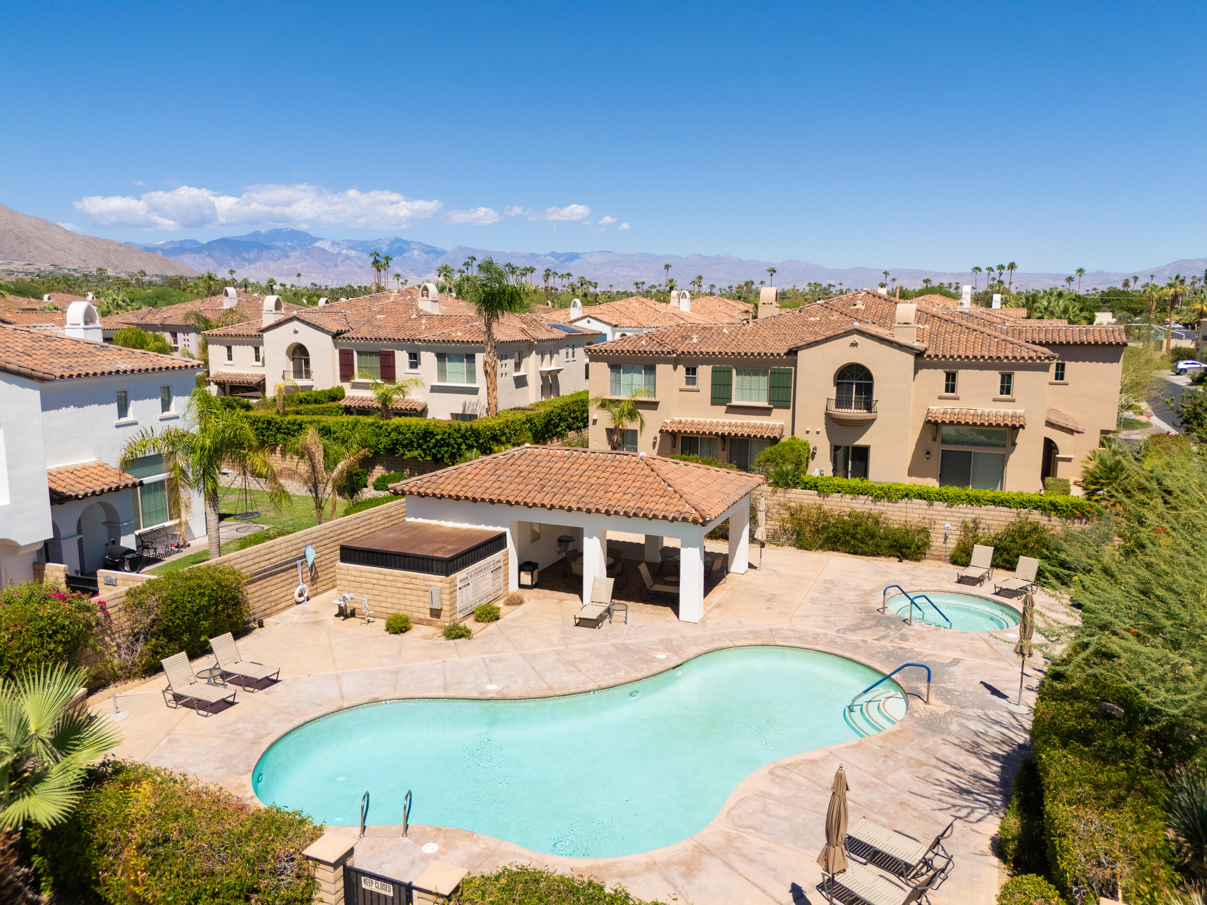 374 Terra Vita Palm Springs, CA 92262 - Photo 30 of 34 an aerial view of a house