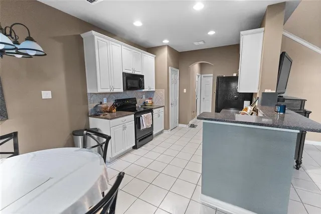 $2,600 | 1809 Branch Trail, Carrollton, TX 75007