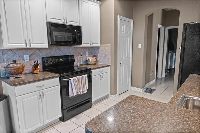 $2,600 | 1809 Branch Trail, Carrollton, TX 75007