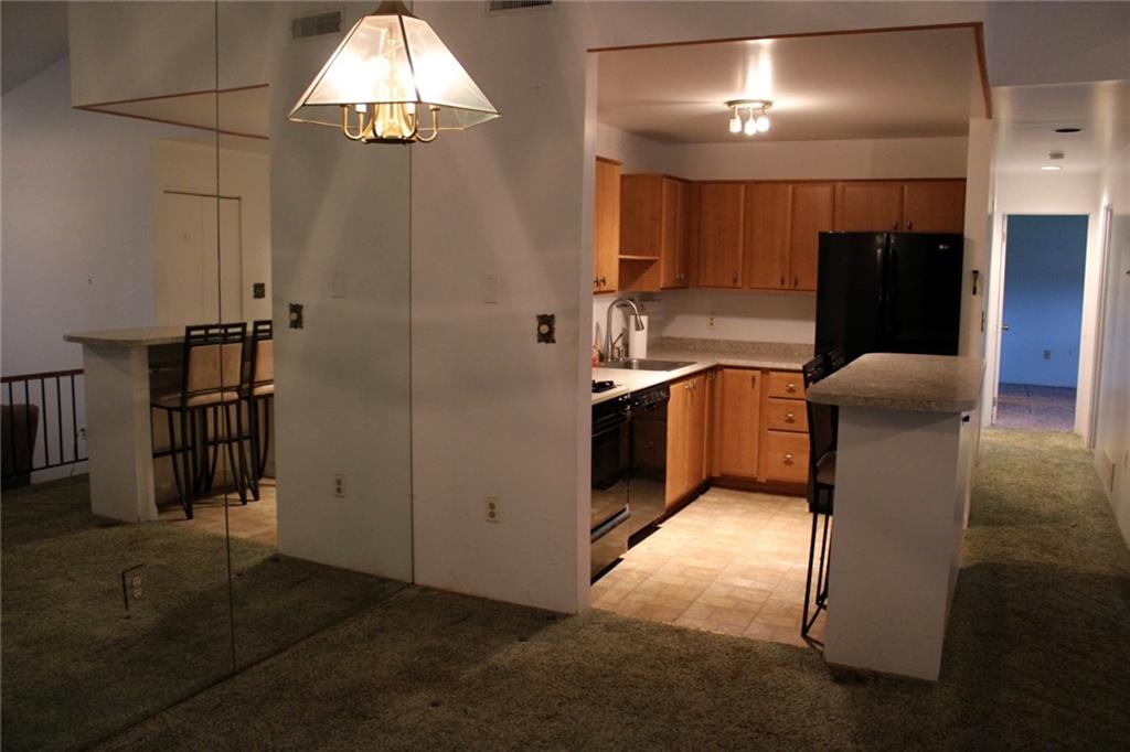 2201 Kenzie Road Pittsburgh, PA 15205 - Photo 6 of 19 Gallery Image 6