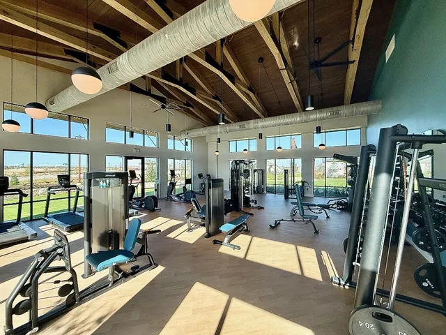 $2,075 | 212 Brandywine Road, Hutto, TX 78634