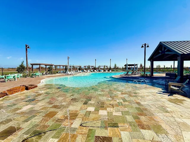 $2,075 | 212 Brandywine Road, Hutto, TX 78634