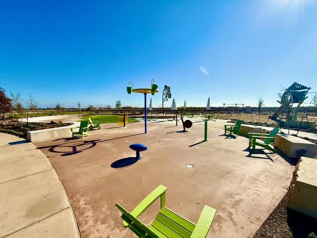 $2,075 | 212 Brandywine Road, Hutto, TX 78634