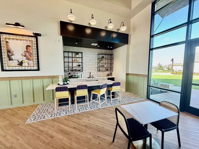 $2,075 | 212 Brandywine Road, Hutto, TX 78634