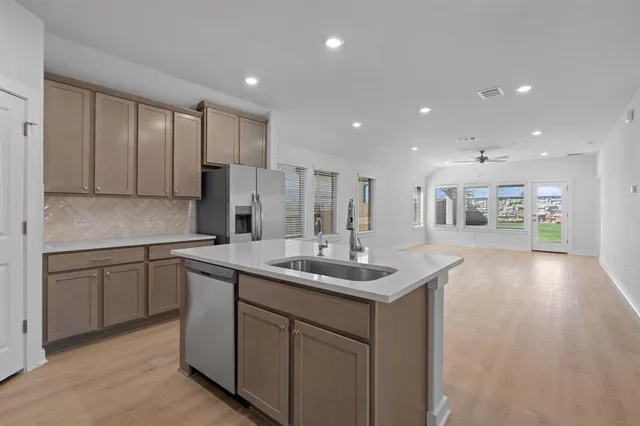 $2,075 | 212 Brandywine Road, Hutto, TX 78634