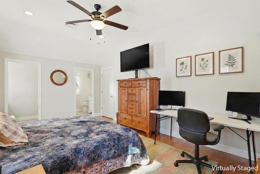 24 Holly Street Billerica, MA 01821 - Photo 14 of 33 a bedroom with a workspace