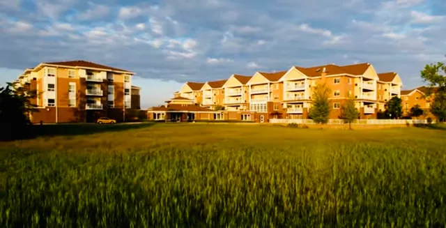 $374,000 | 2220 Founders Drive, Unit 116, Northbrook, IL 60062