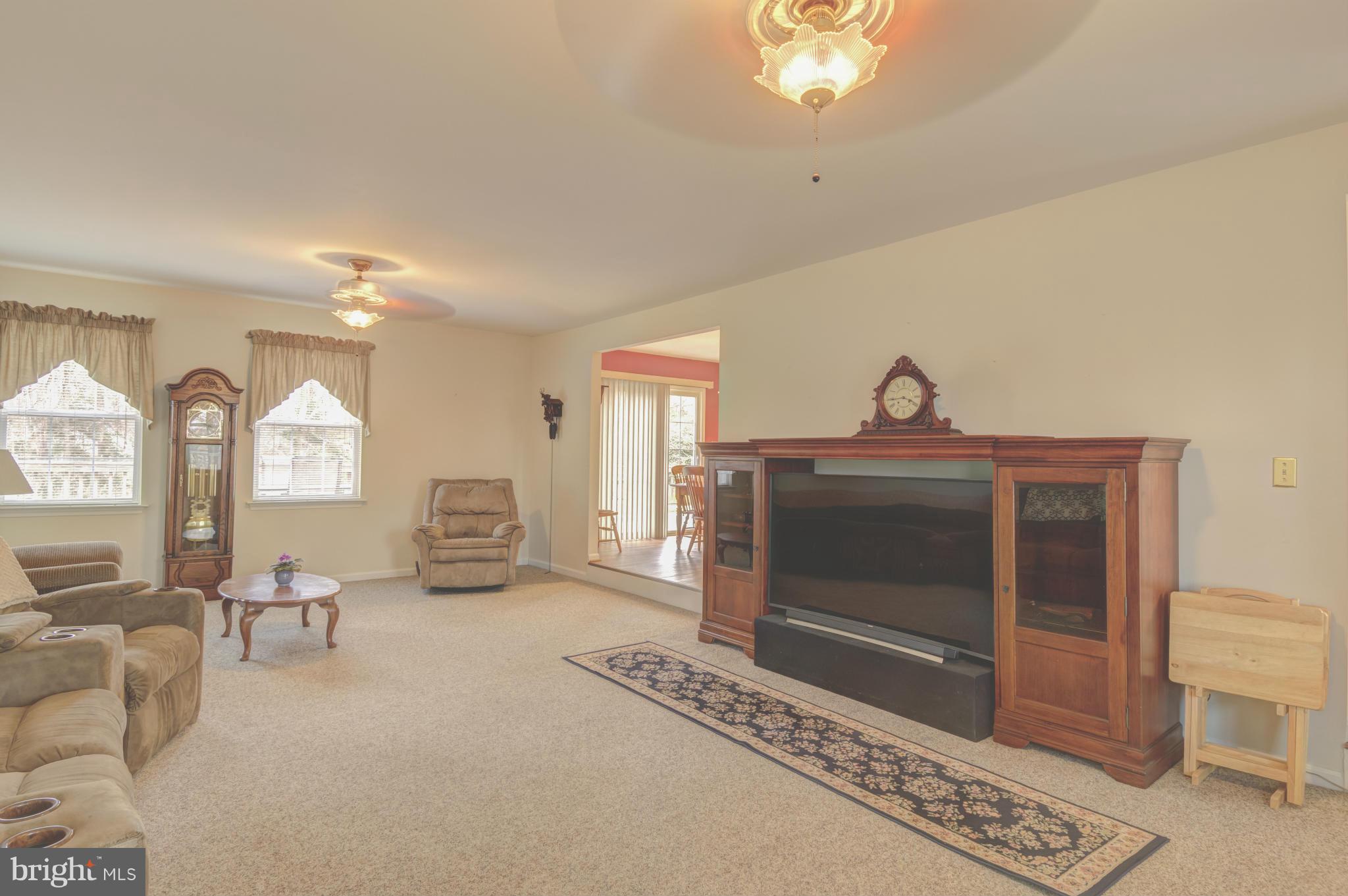 805 Barstow Road Prince Frederick, MD 20678 - Photo 12 of 26 Living Room