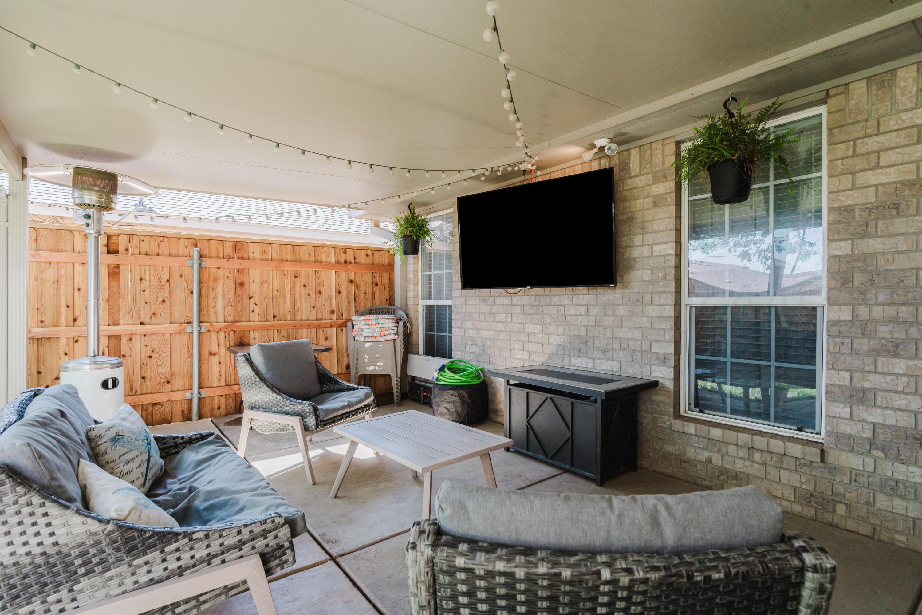 6314 Roadrunner Court Amarillo, TX 79119 - Photo 33 of 36 Covered Patio View 2
