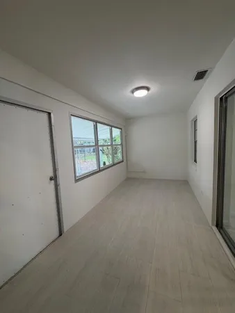 $2,700 | 3901 Harwood Street, West Palm Beach, FL 33403