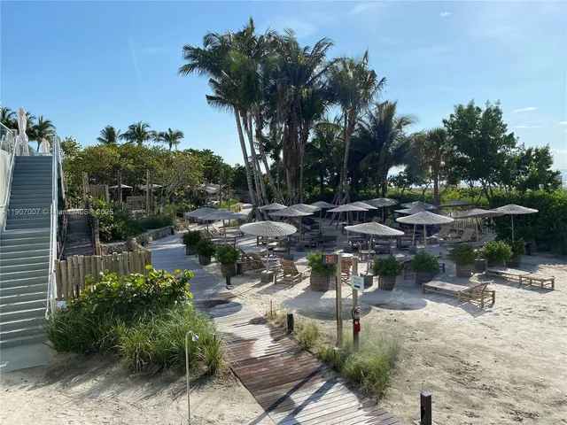 a picture of houses with outdoor space