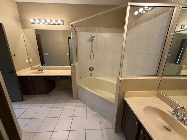 $1,950 | 16401 Knottingham Drive, Pflugerville, TX 78660