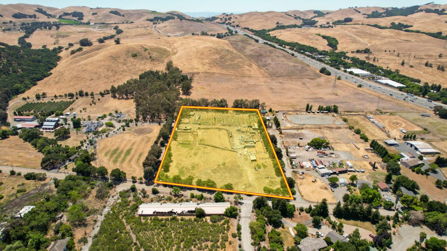 3313 Andrade Road Sunol, CA 94586 - Photo 10 of 28