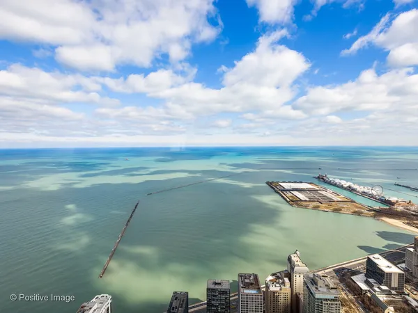 $675,000 | 175 East Delaware Place, Unit 8504, Chicago, IL 60611