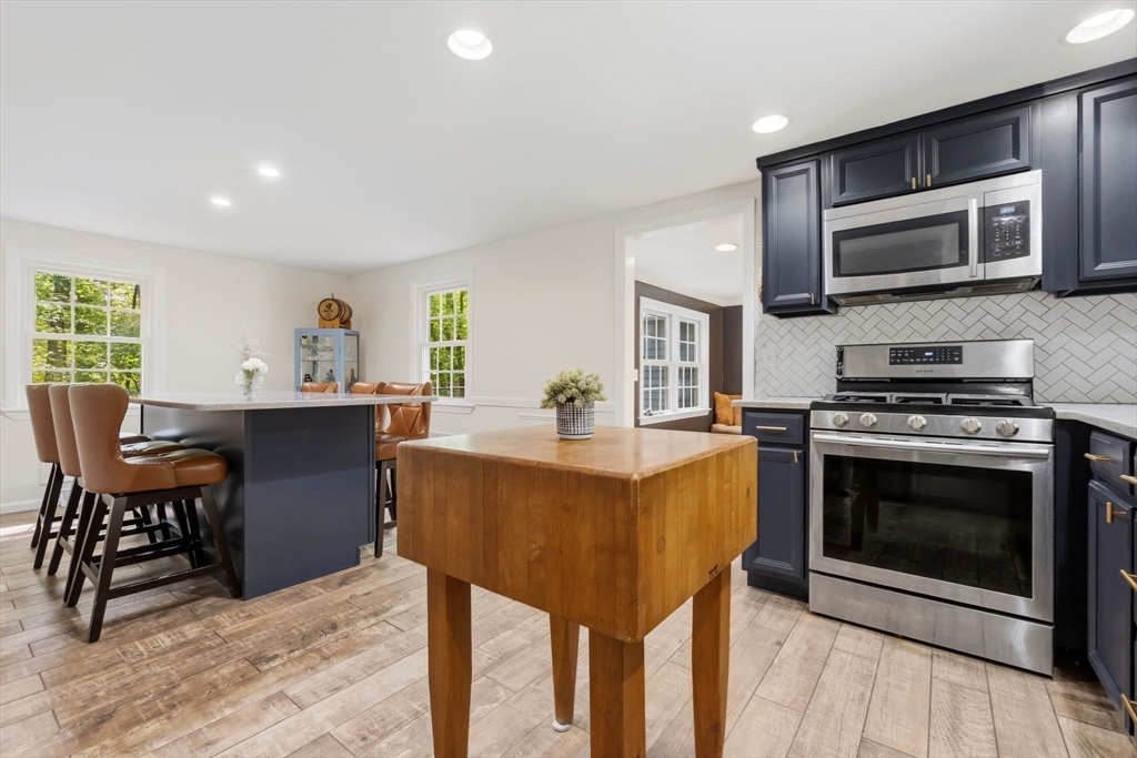 138 Killam Hill Road Boxford, MA 01921 - Photo 10 of 39