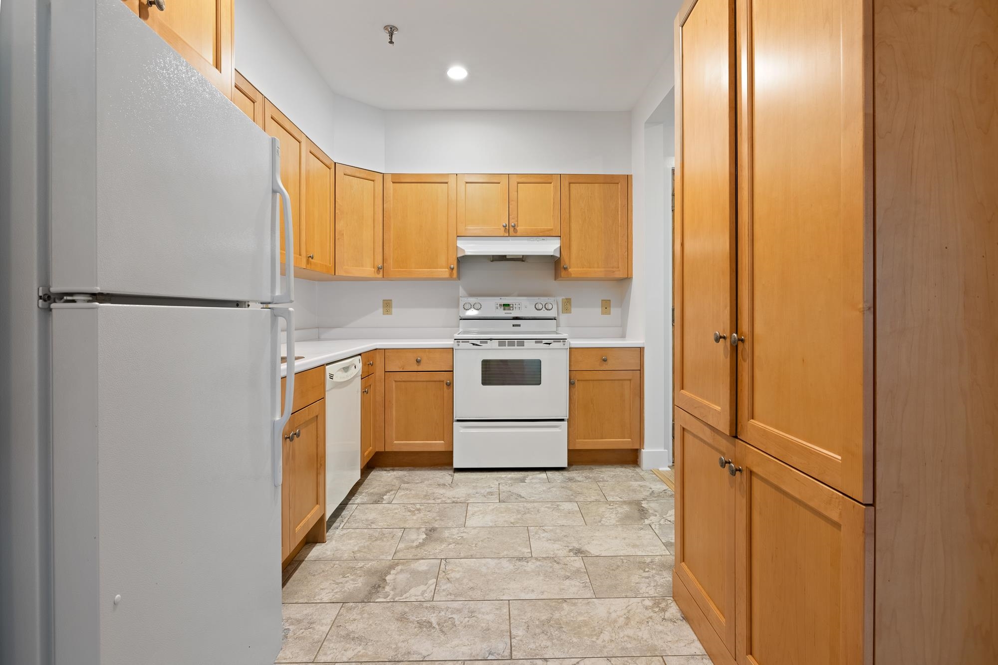 53 Lyme Road, Unit 10 Hanover, NH 03755 - Photo 5 of 32