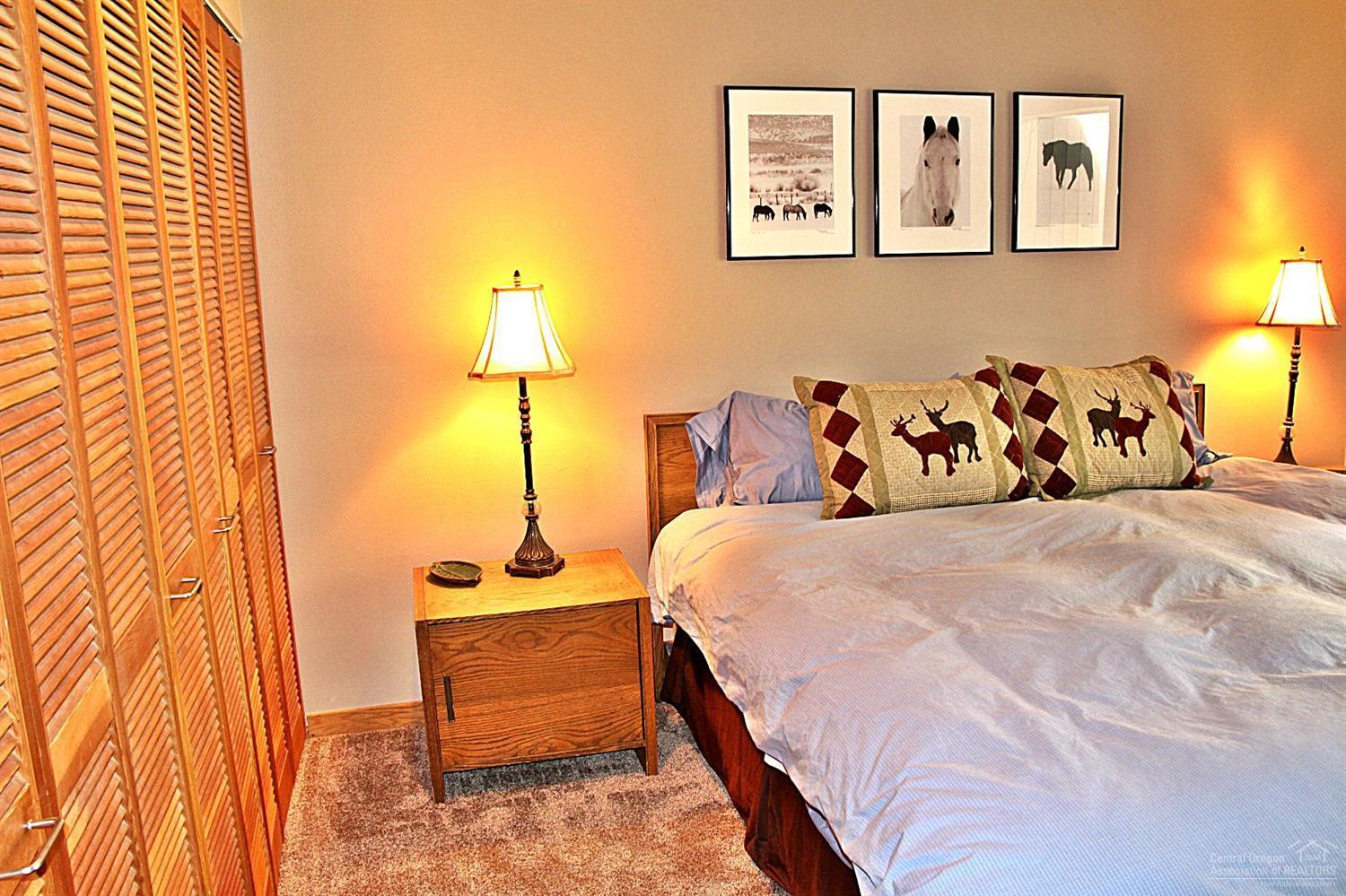 4 Meadow House Loop Sunriver, OR 97707 - Photo 13 of 17 Gallery Image 13