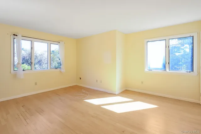 $675,000 | 4 Lily Court, Yorktown Heights, NY 10598