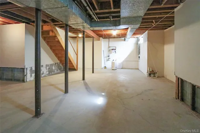 $675,000 | 4 Lily Court, Yorktown Heights, NY 10598