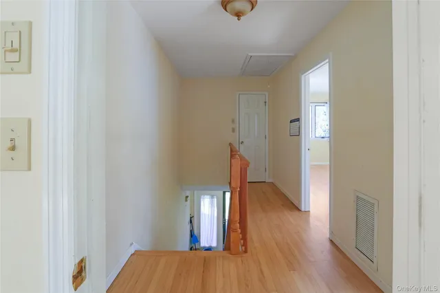 $675,000 | 4 Lily Court, Yorktown Heights, NY 10598