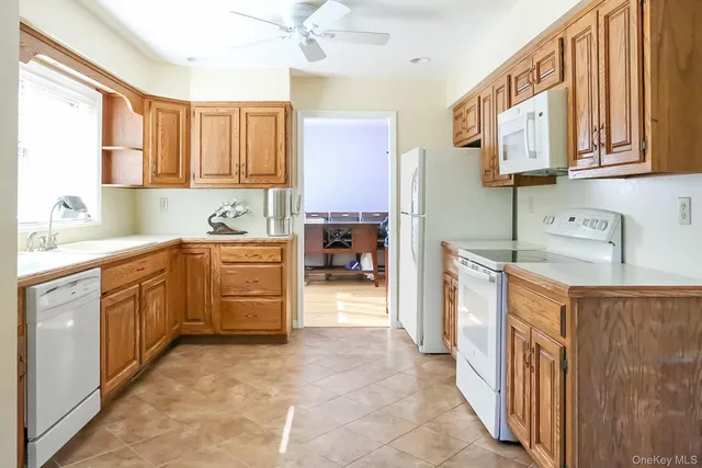 $675,000 | 4 Lily Court, Yorktown Heights, NY 10598