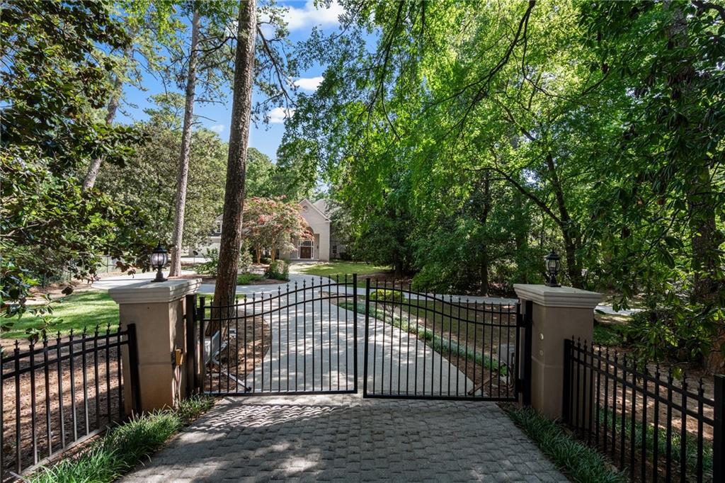 680 West Paces Ferry Road Northwest Atlanta, GA 30327 - Photo 1 of 48 Gallery Image 1
