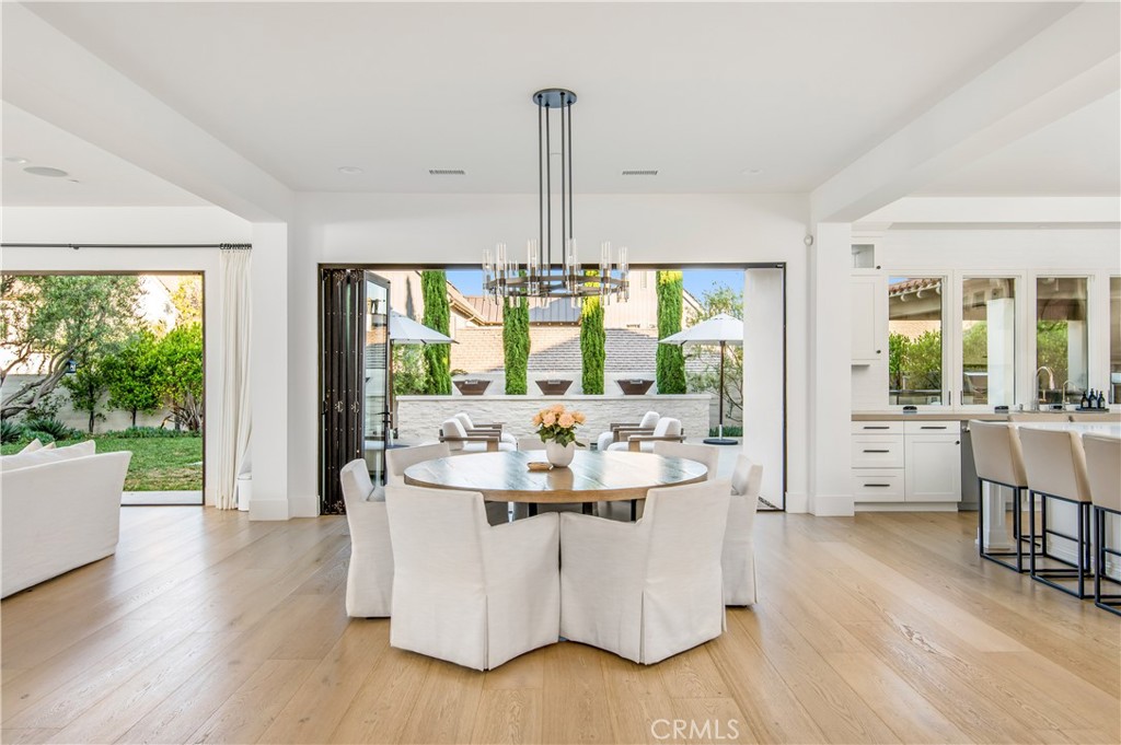 28750 Martingale Drive San Juan Capistrano, CA 92675 - Photo 11 of 45 a living room with furniture and window