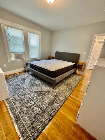 $2,600 | 16 Colonial Avenue, Unit 1, Newton, MA 02460