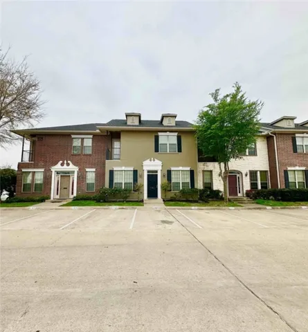 front view of house with a yard