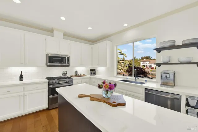 $1,595,000 | 58 Sea Breeze Court, Napa, CA 94559