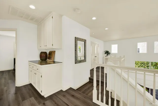 $1,595,000 | 58 Sea Breeze Court, Napa, CA 94559